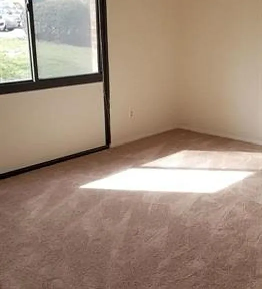 491 N Armistead St #101 — Photo 10