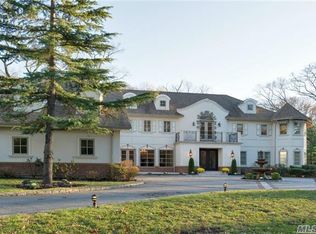 1638 Old Cedar Swamp Rd, Brookville, NY 11545