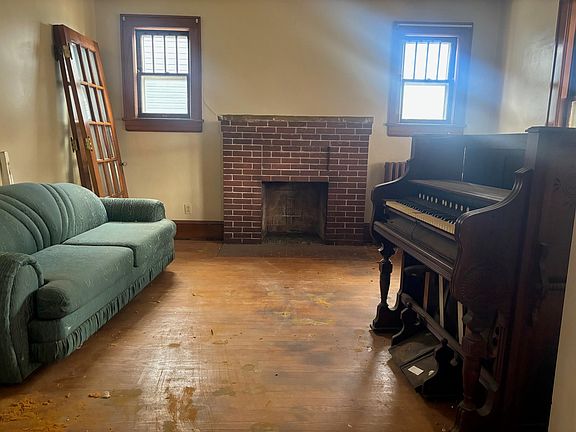 4th image of 1208 Dale Ave SE