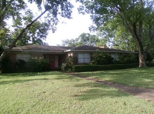 110 Sunset Dr, Petal, MS 39465