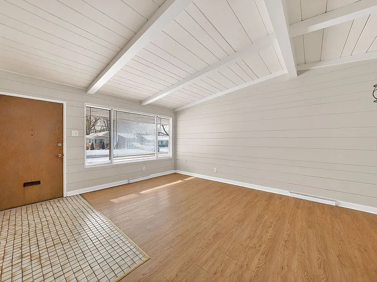 2321 Noll Dr — Photo 9
