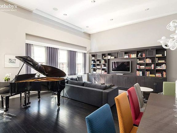 4th image of 43 Clarkson St #Penthouse