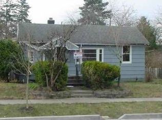 10360 SE Reedway St, Portland, OR 97266