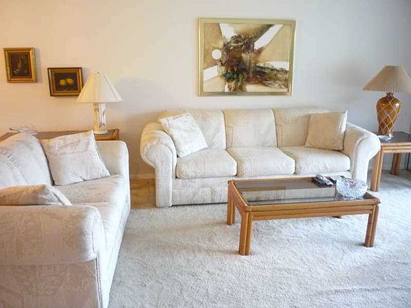 5th image of 800 S Hollybrook Dr APT 203