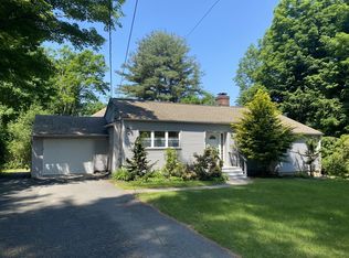 670 E Pleasant St, Amherst, MA 01002