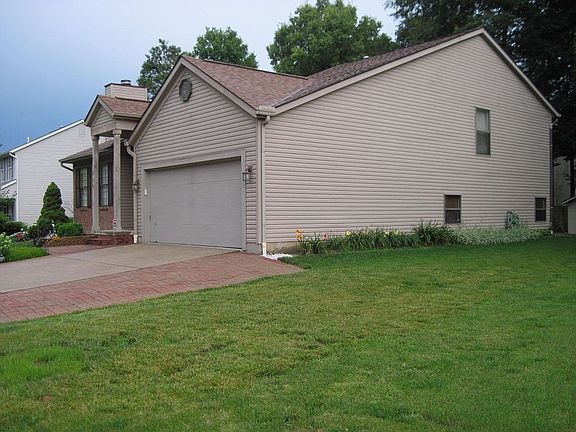 3rd image of 209 Olde Mill Ln