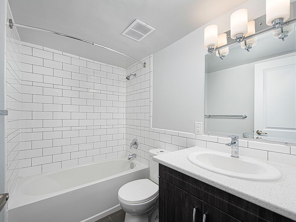 1st image of 35 Tobermory Dr #109