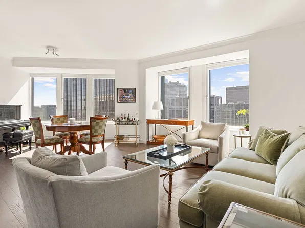 150 W 56th St APT 5206, New York, NY 10019