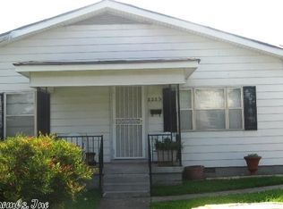 1215 Pine St, North Little Rock, AR 72114