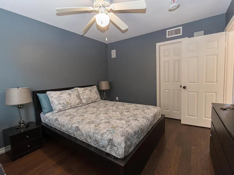 1730 Grand Ave — Photo 10