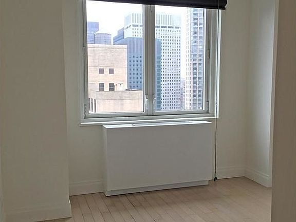 4th image of 212 E 47th St #J