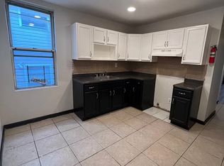 380 N 11th St APT 1, Newark, NJ 07107