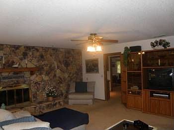 4th image of 1243 E Vista Way