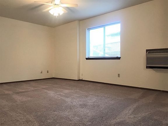 4th image of 5686 Norfolk Dr APT 1