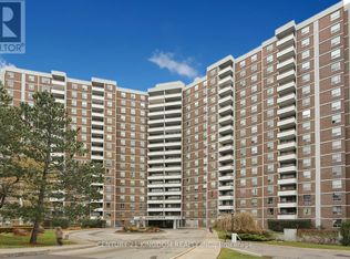 10 Edgecliff Golfway #1819, Toronto, ON M3C 3A3