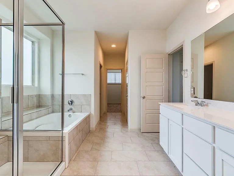 16445 Marcello Dr — Photo 21