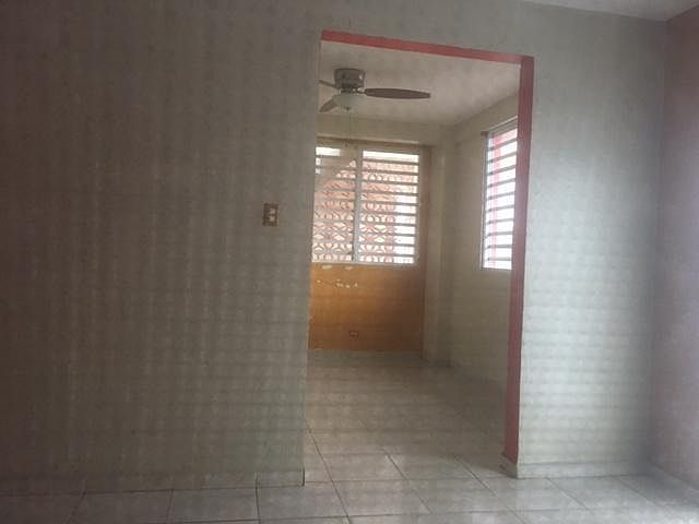2nd image of 265 Calle 1 NE