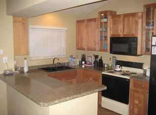 7027 W Laurel Ln, Peoria, AZ 85345