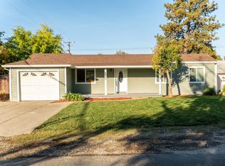 2911 Yellowstone Ln, Sacramento, CA 95821