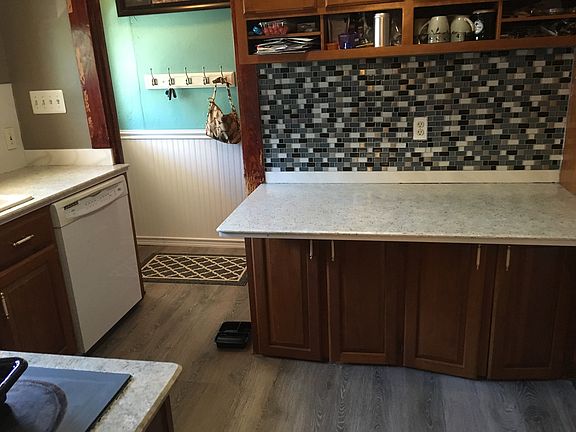 3rd image of 8607 Hennepin Ave