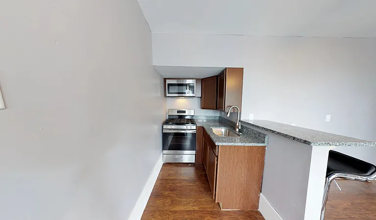 113 Comstock Ave — Photo 34