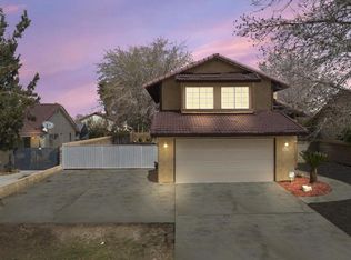 801 E Avenue J10, Lancaster, CA 93535