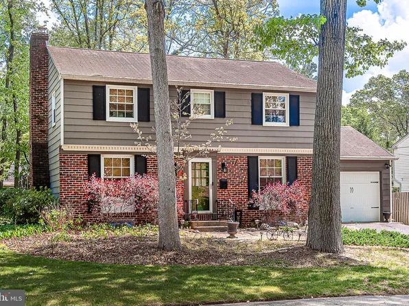 519 Independence Pl, Turnersville, NJ 08012