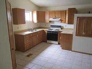Guest apartment kitchen
