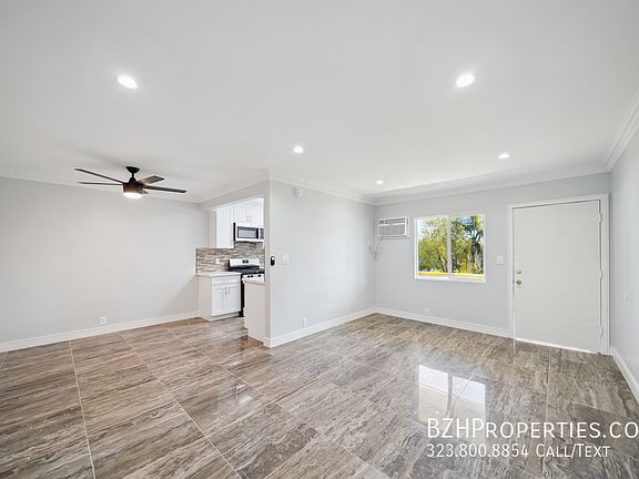 2nd image of 7571 Willoughby Ave APT 7