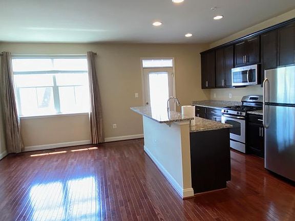 kitchen & dinning room