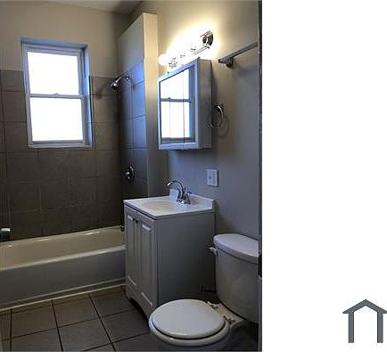 5th image of 3542 W Franklin Blvd