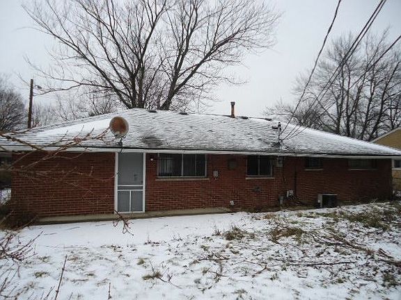 2nd image of 3419 Roswell Dr