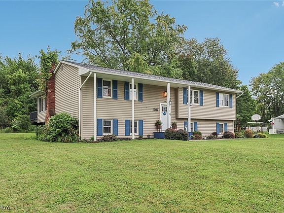 3rd image of 3730 Oak Ln