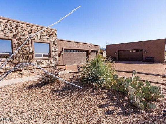 2nd image of 10913 N Camino De Oeste