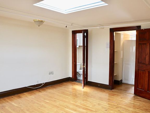 4th image of 139 W 122nd St APT 3