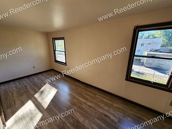 5th image of 1201 Beacon St APT 8