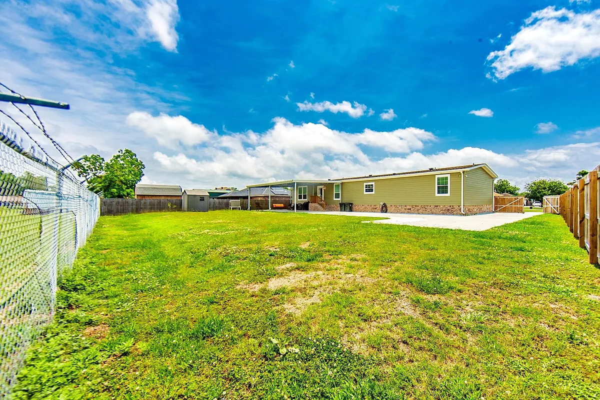 Building Photo - 205 J Patrick Dr