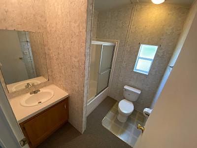 5th image of 6750 NW 137th St