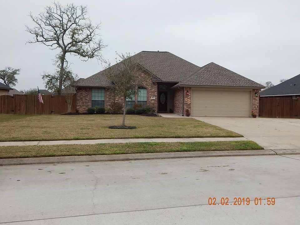 1st image of 104 Blue Jay Dr