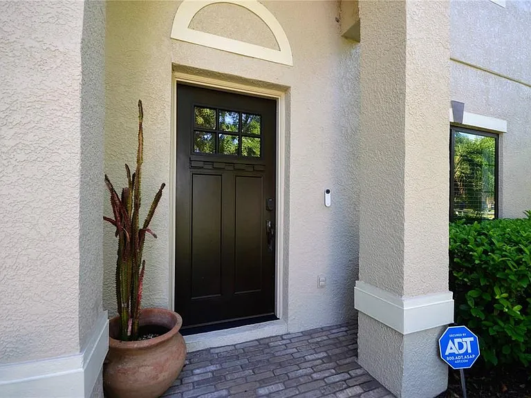 1625 Emerald Hill Way — Photo 2