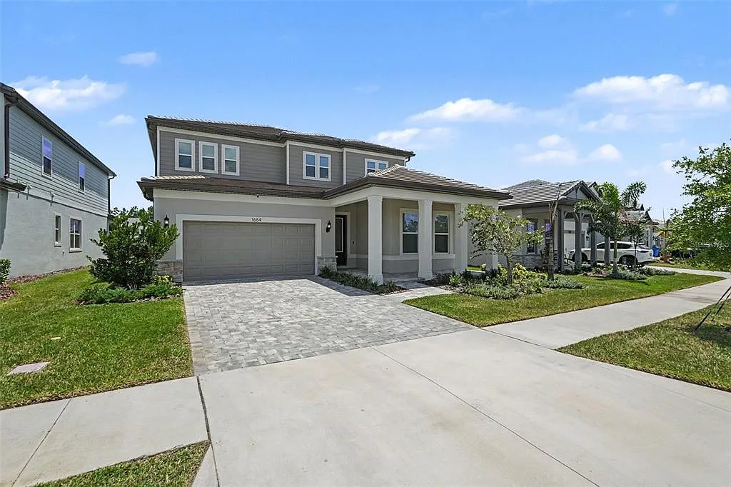 5 bed, 4.5 bath, 3608 sqft, $5,100 — Photo 2
