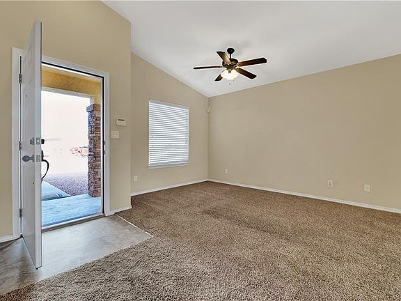 5th image of 3752 Loma Esteban Dr