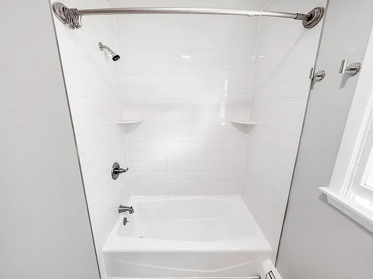 174 Maple St #3 — Photo 16
