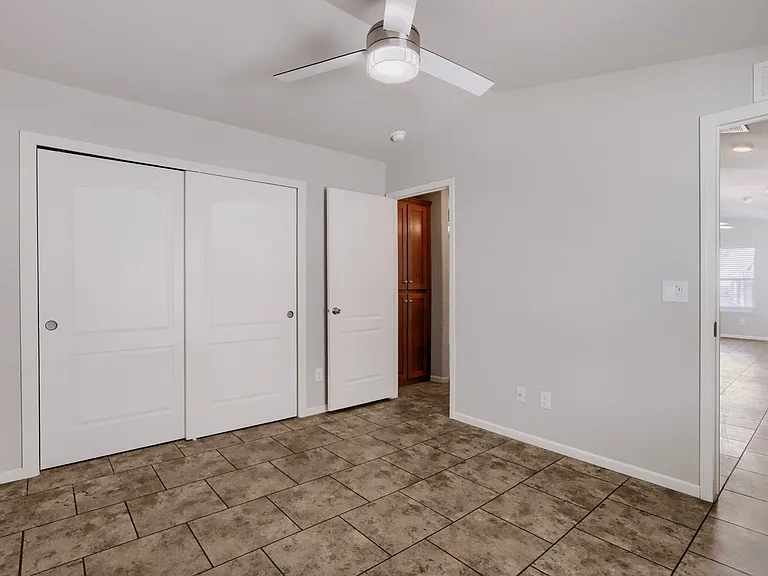 2434 E Main St #14 — Photo 12