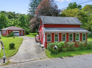 13 Irish Cape Rd, Wawarsing, NY 12458