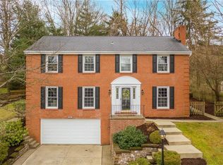 2425 Giant Oaks Dr, Pittsburgh, PA 15241