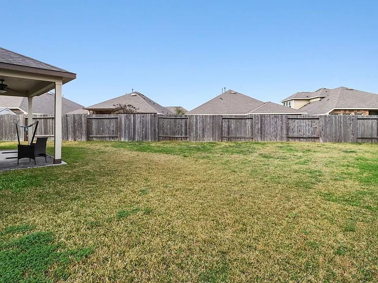 4435 Bearberry Ave — Photo 38