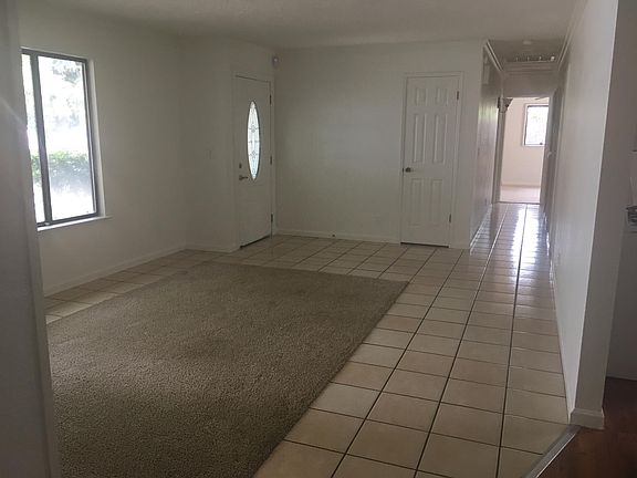 3rd image of 1202 E Santa Ana Ave