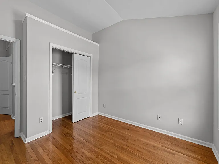 6809 Middleboro Dr — Photo 29