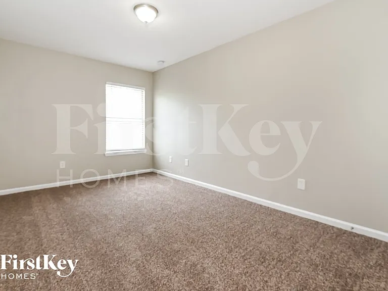 8536 Dandy Ave — Photo 11